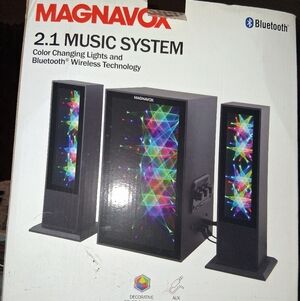 Magnavox 2.1 Music System with Color Changing Lights